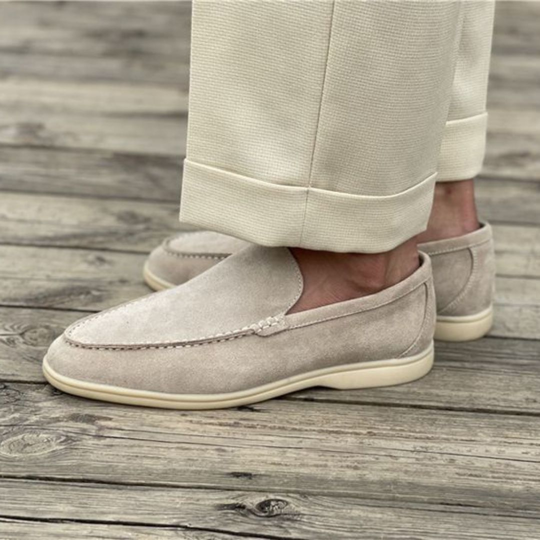 Men's Classic Loafers – Refined Finish – Cushioned Insole – Versatile Style