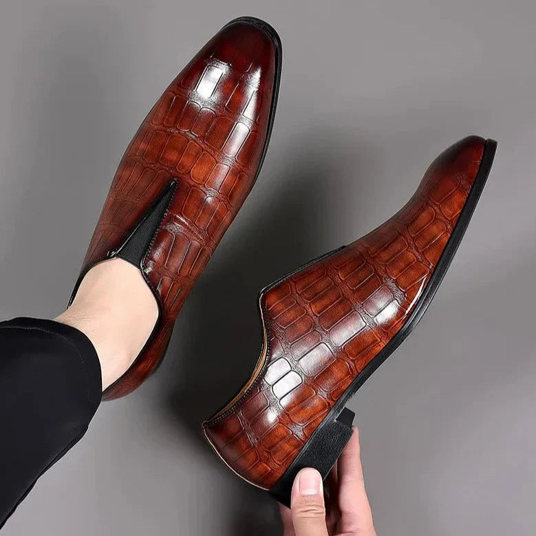 Men’s Classic Patterned Leather Dress Shoes – Timeless Design with Cushioned Comfort