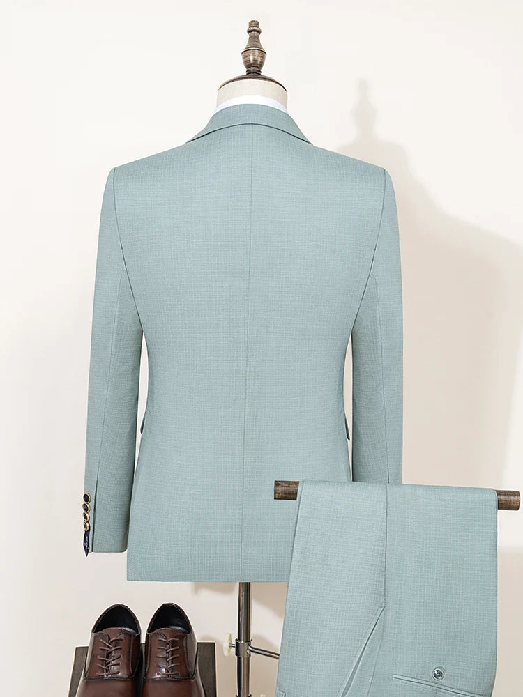 Slim Fit Green Three-Piece Suit for Men – Summer Lightweight Business Formal Set